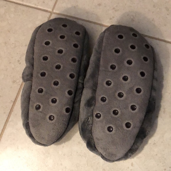 ⭐️ Free Add-On ⭐️ La vie en rose Grey Slippers - Picture 2 of 3